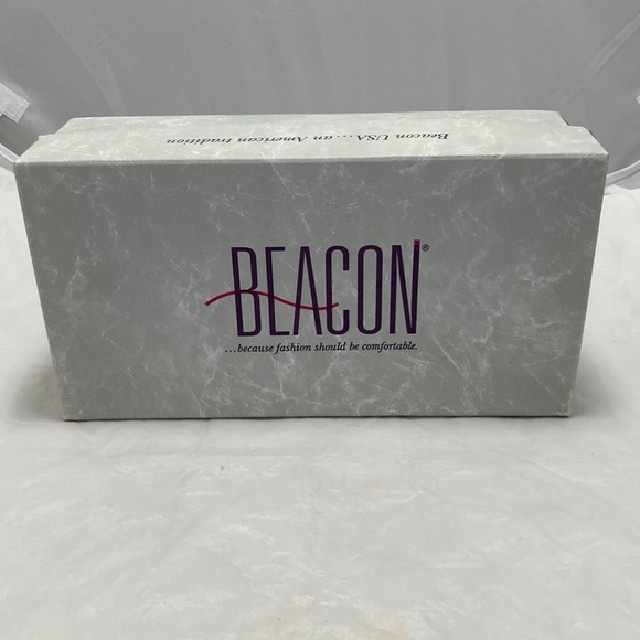 STUART Weitzman New York satin pumps - Picture 15 of 16